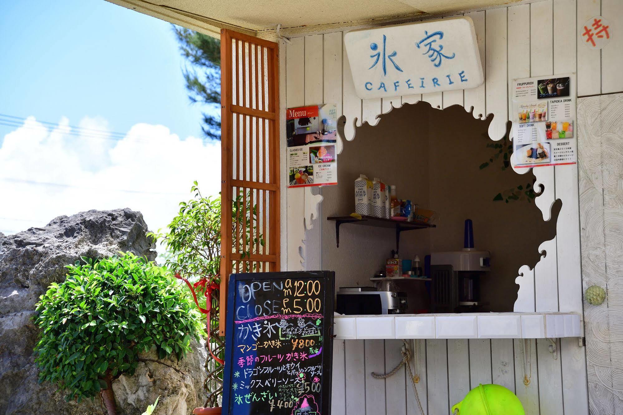 Hotel South Island Miyakojima  Экстерьер фото