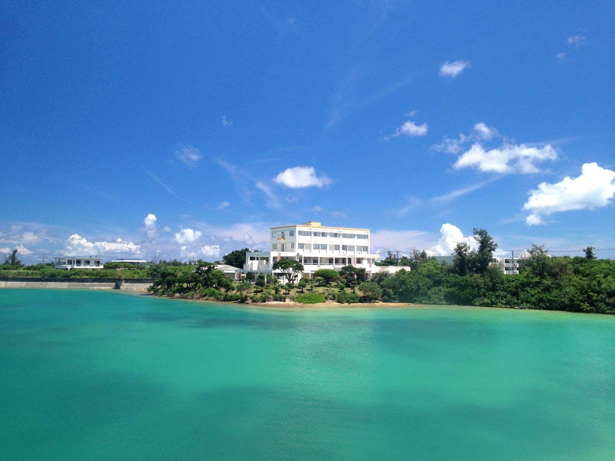 Hotel South Island Miyakojima  Экстерьер фото